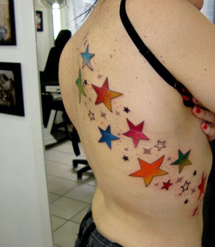 tatuagem de estrela na costela 2